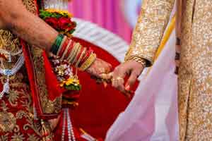 Searching for Life Partner on Agarwal Wedding Matrimony